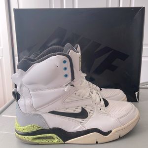 Nike Command Force Billy Hoyle
